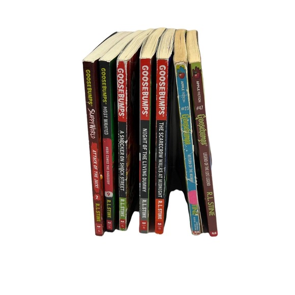 VTG R.L Stine Goosebumps Lot of 7 Books - Picture 3 of 7